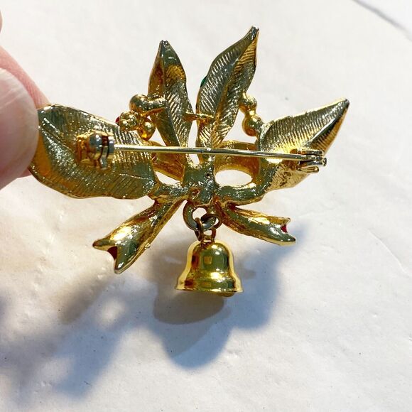 Christmas Brooch Goldtone Red & Green Enamel Festive Holly Sprig & Bell Pin - Picture 4 of 7
